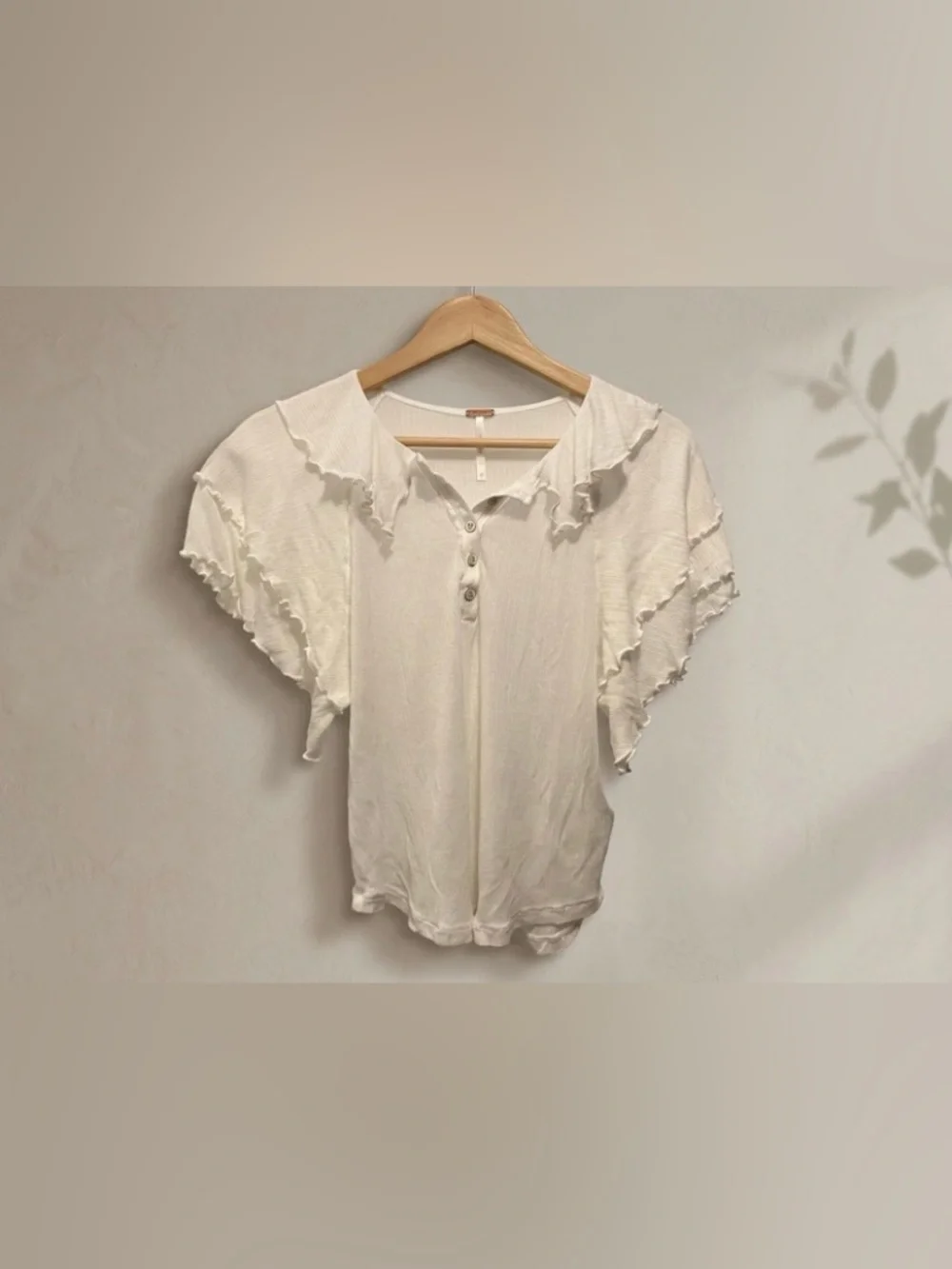 Free People NWOT Vivianne Knit Tee Ivory Ruffle Flutter Sleeve Wool Blend Top S